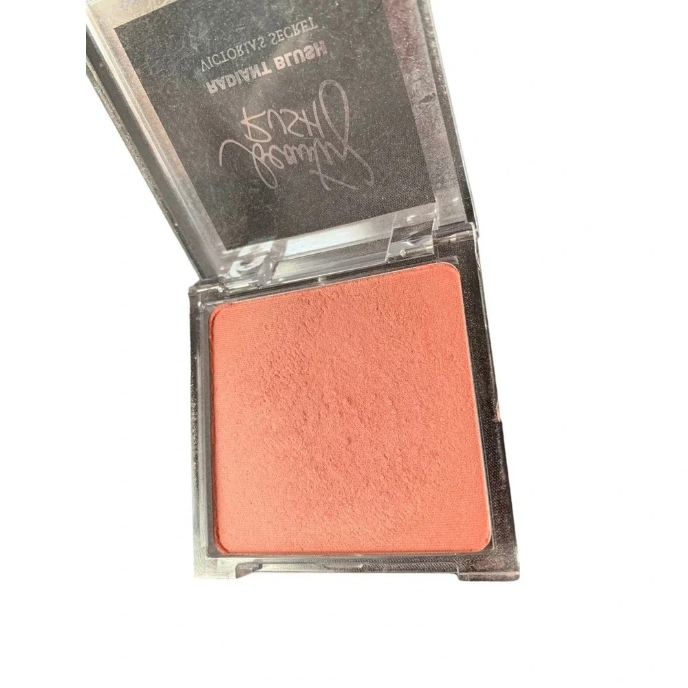Victoria's Secret BEAUTY‎ RUSH Radiant Blush - Fresh Love
